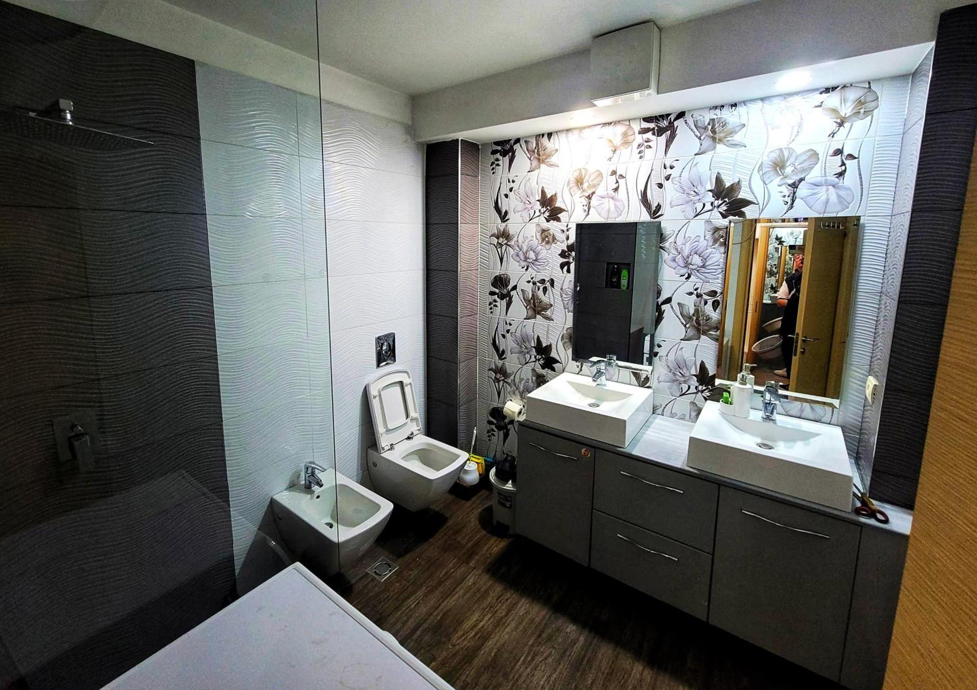 Spacious And Cozy Apartment Τίρανα Εξωτερικό φωτογραφία